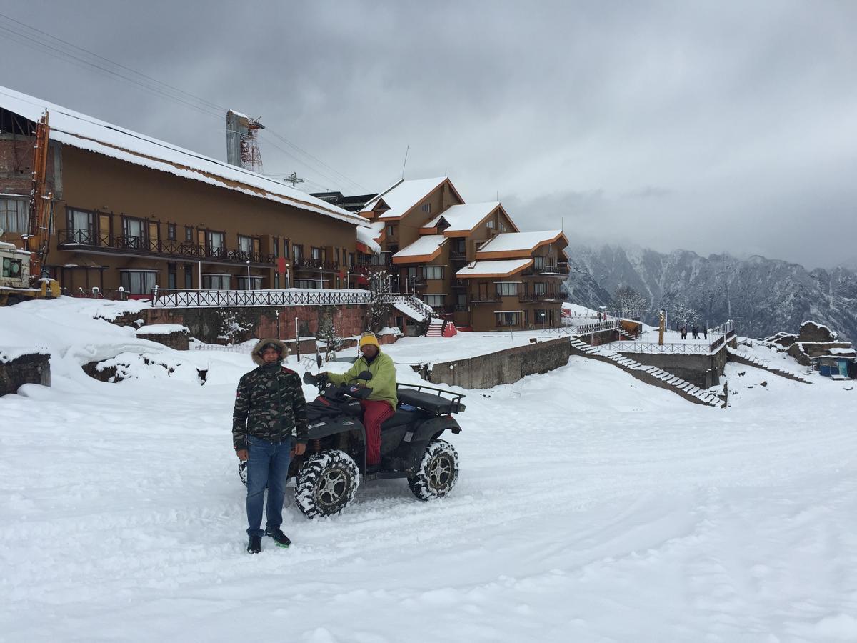 Clifftop Club Auli Joshīmath エクステリア 写真